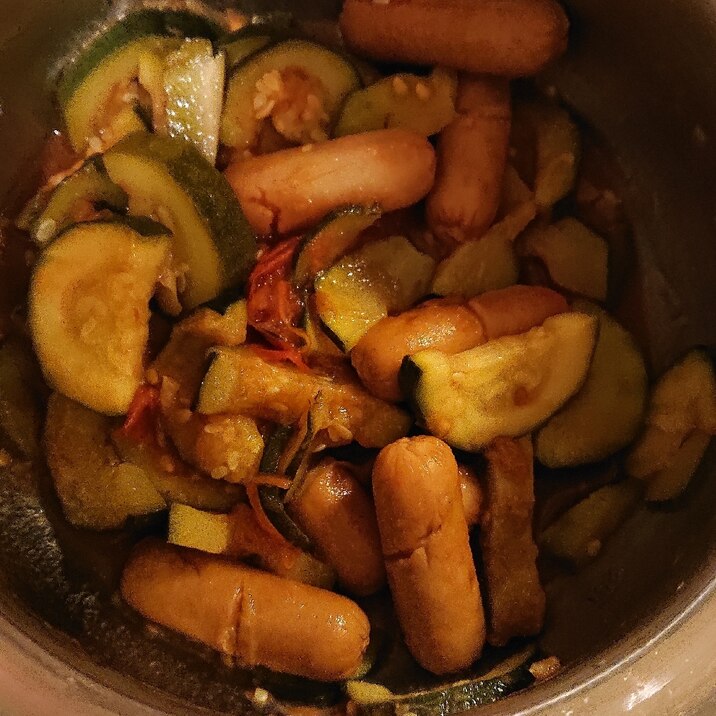 旬 夏野菜 ズッキーニとソーセージのトマト煮 レシピ 作り方 By スナック Aya 開店中 彡 楽天レシピ 旬 夏野菜 ズッキーニとソーセージのトマト煮 レシピ 作り方 By スナック Aya 開店中 彡 楽天レシピ